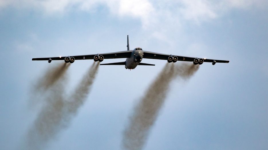 Boeing B-52 - bombowiec najprawdopodobniej został wykorzystany podczas testów pocisku hipersonicznego USA.