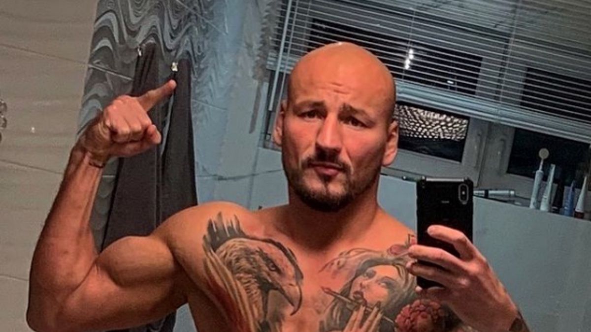 Artur Szpilka na rodzinnym spotkaniu. Jest jego pupil