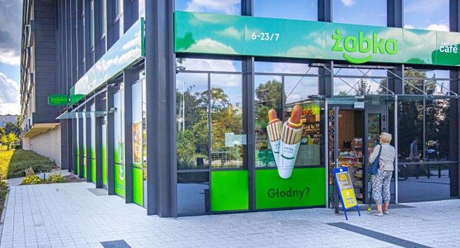 Nowa akcja Żabki. Rabat na piwo za oddawane butelki zwrotne