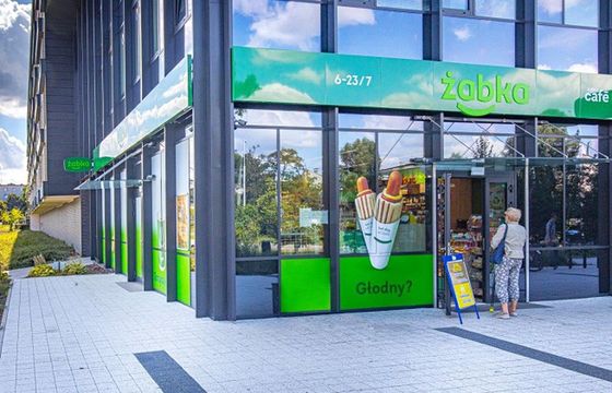 Nowa akcja Żabki. Rabat na piwo za oddawane butelki zwrotne