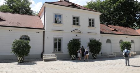 Warszawa. Stajnia Kubickiego zaprasza zwiedzających. Znów otwarte po dwuletnim remoncie