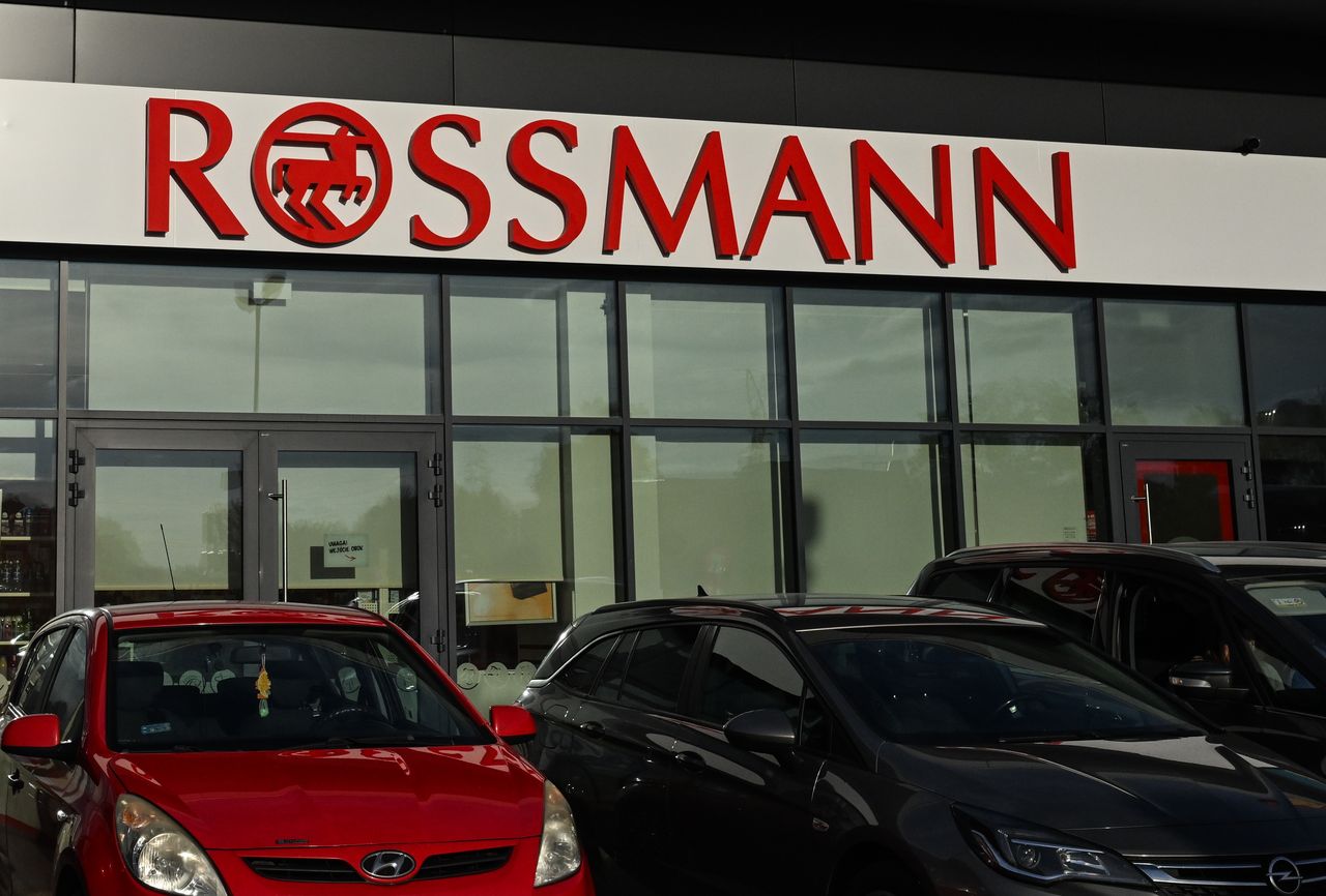 Rossmann przecenia produkty do włosów. Tak można zaoszczędzić