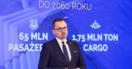 Co robi Horała w Sejmie? Nietypowe zachowanie polityka PiS