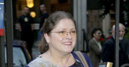 Krystyna Pawłowicz pyta. "Your Majesty, Queen Elizabeth II, jakiej wiary bronisz?"