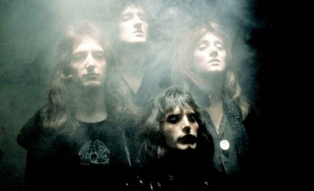 Zespół Queen podczas nagrywania teledysku do hitu Bohemian Rhapsody.