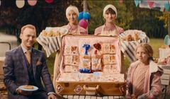 Dan Cake w promocji rozda w trzech miastach 100 tys. bułeczek