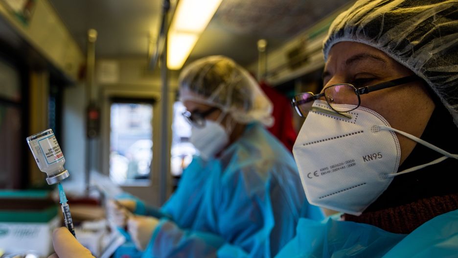 Niezaszczepieni na COVID-19 zwolnieni ze służby marynarki wojennej w USA