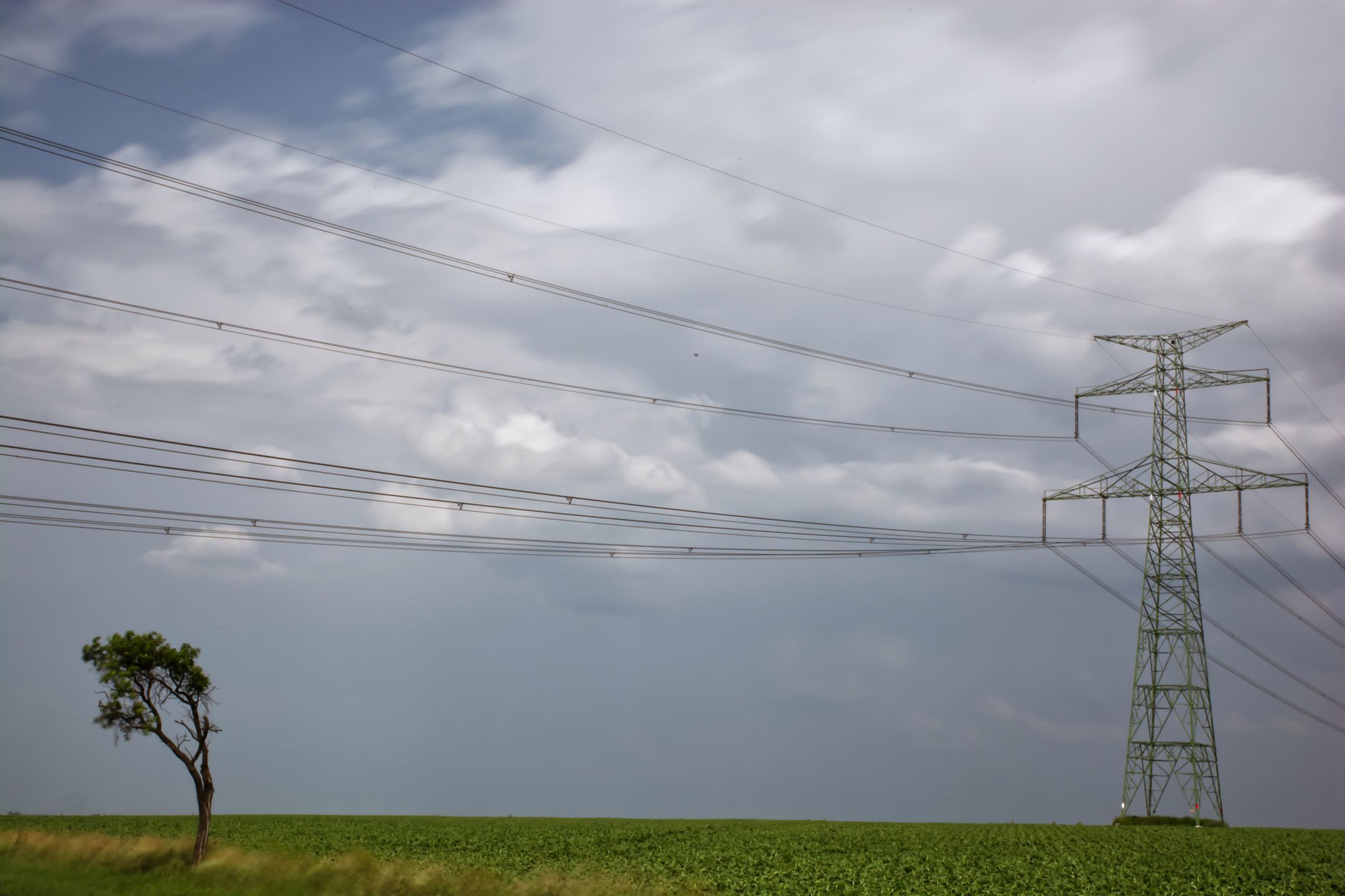 Czy bezprzewodowy przesył prądu wyprze kable z naszego życia? I tak, i nie 4