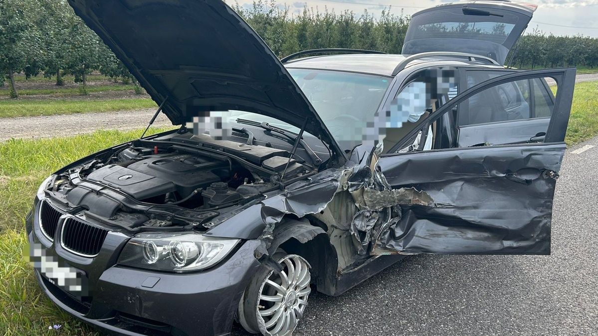 Kierowca BMW wjechał w Opla