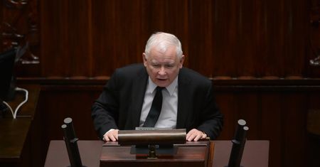 Jarosław Kaczyński chce ręcznie sterować cenami prądu. Wyjaśniamy, jak to miałoby wyglądać