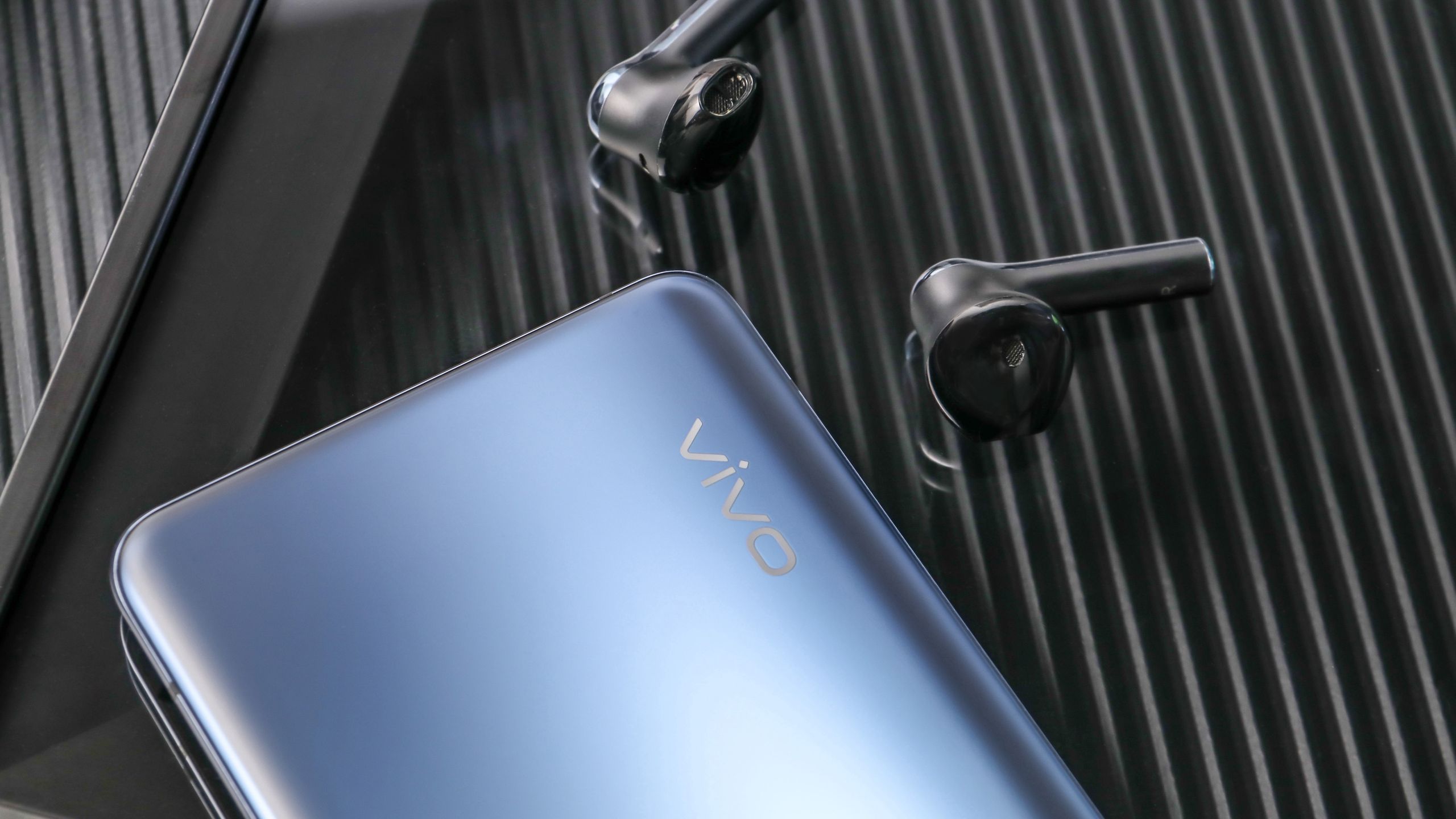 vivo X51 5G
