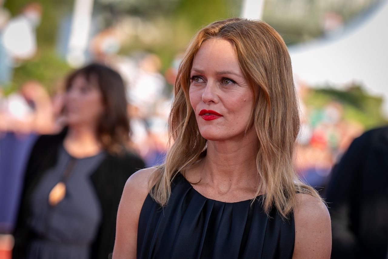 Vanessa Paradis na Festiwalu w Deauville. Gwiazda nie ukrywa oznak upływającego czasu