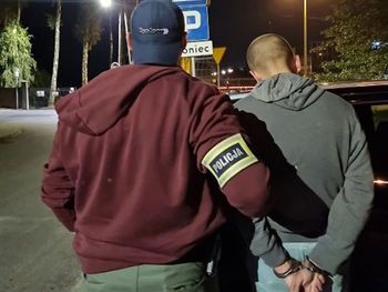 Łask: 20-latek z nożem w ręku napadł na sklep. Ukradł 900 złotych