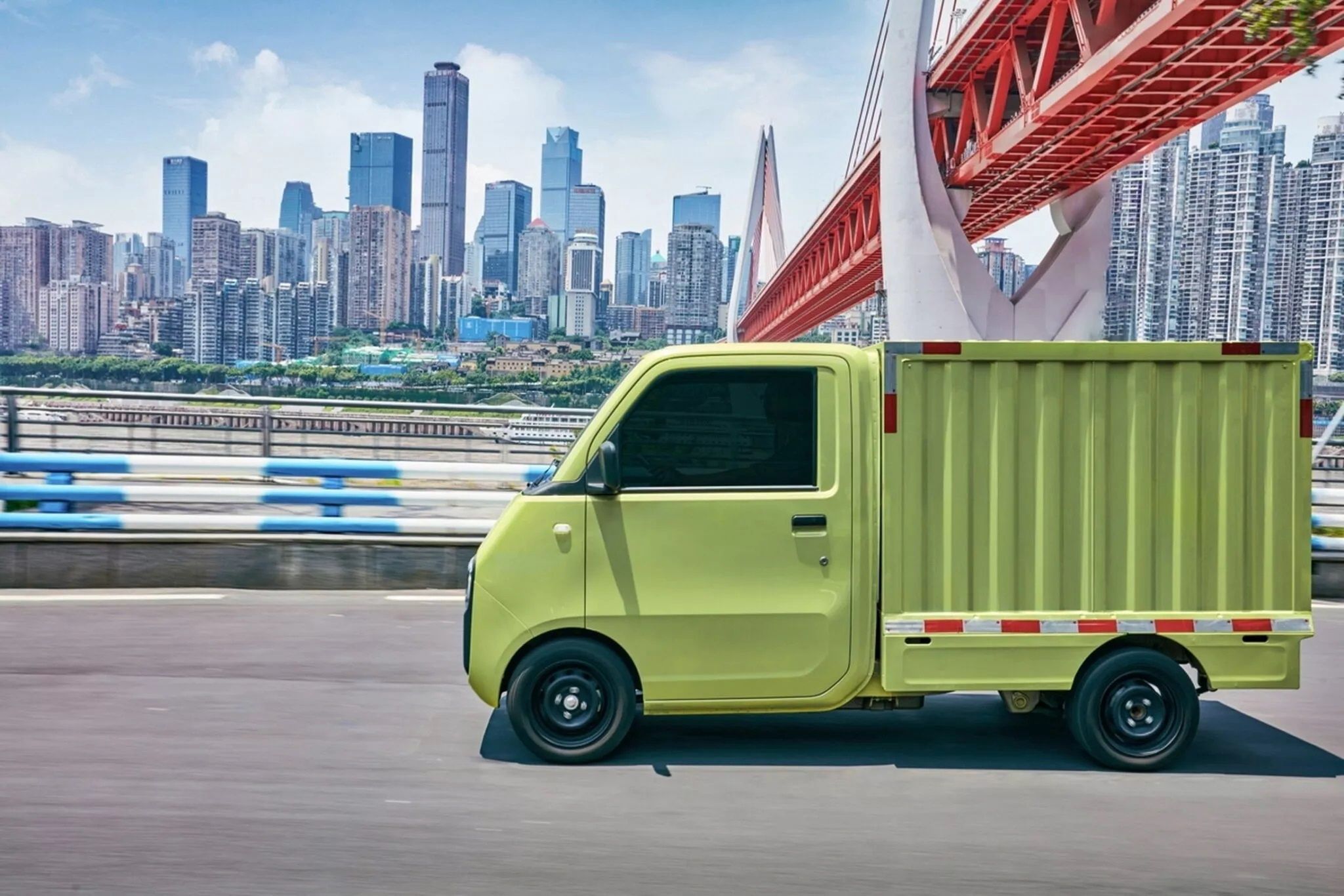 Wuling E10