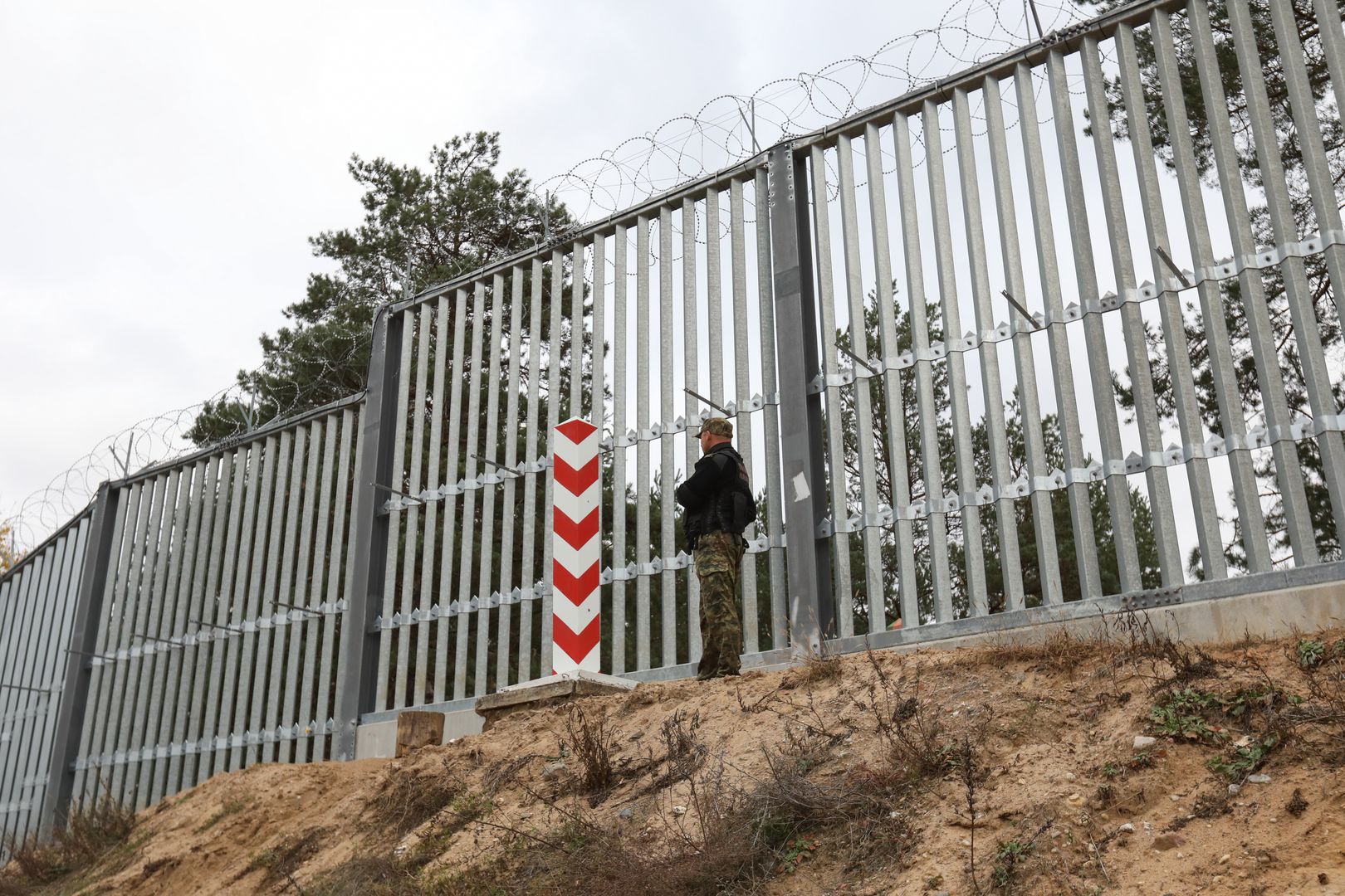 Martwy człowiek znaleziony przy granicy z Białorusią.Wiadomo, kim jest