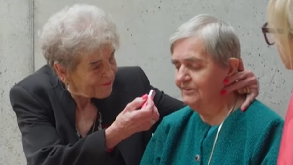 Seniorki zamieszkały razem