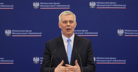 Siemoniak u szefów wywiadu USA. Tematem rosyjski sabotaż