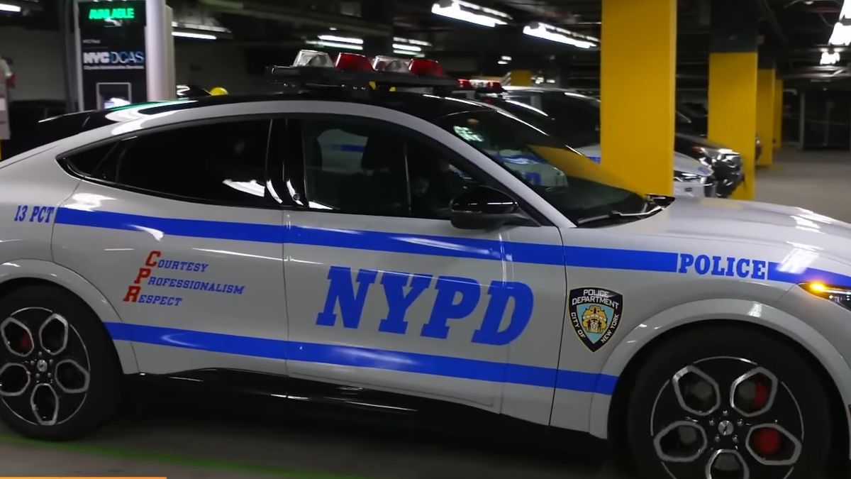 Ulice Nowego Jorku będą patrolować samochody elektryczne