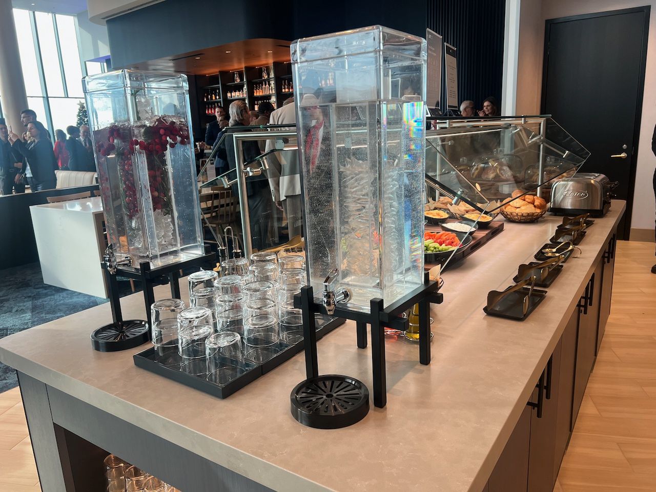 Business lounge LOT-u w Chicago