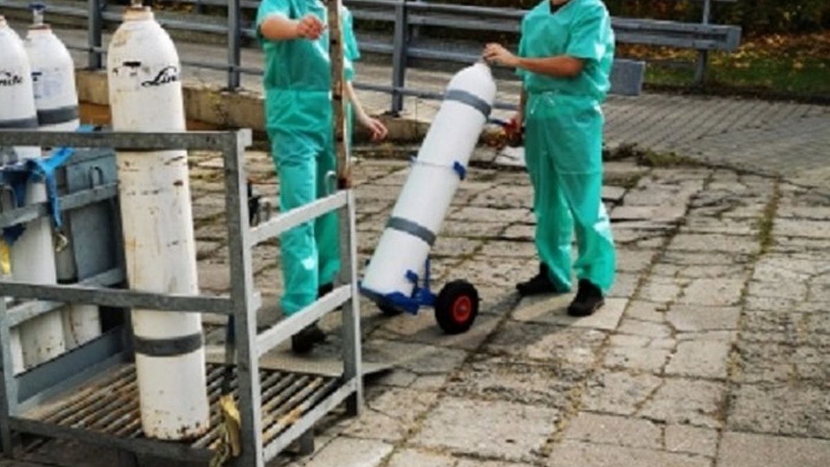 Leśnicy będą dostarczać tlen zakażonym koronawirusem pacjentom, którzy walczą o życie w Uniwersyteckim Szpitalu Klinicznym w Łodzi.