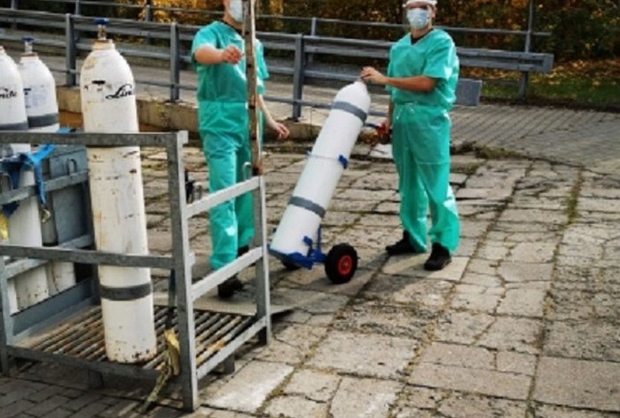 Leśnicy będą dostarczać tlen zakażonym koronawirusem pacjentom, którzy walczą o życie w Uniwersyteckim Szpitalu Klinicznym w Łodzi.