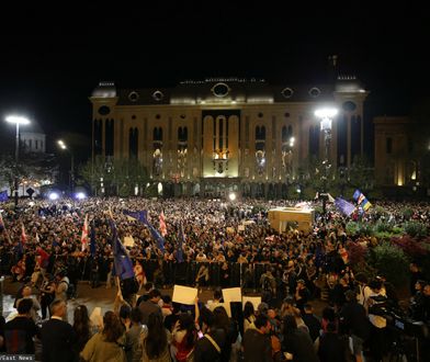 Działo się w czwartek w nocy. Protesty w Gruzji. "Nie dla rosyjskiego prawa!"