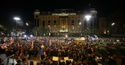 Działo się w czwartek w nocy. Tysiące osób na ulicach. Gruzini mówią "Nie"