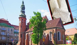 Przetłumaczono tajemniczy list odkryty przy renowacji kościoła. Co schowano w kapsule czasu?