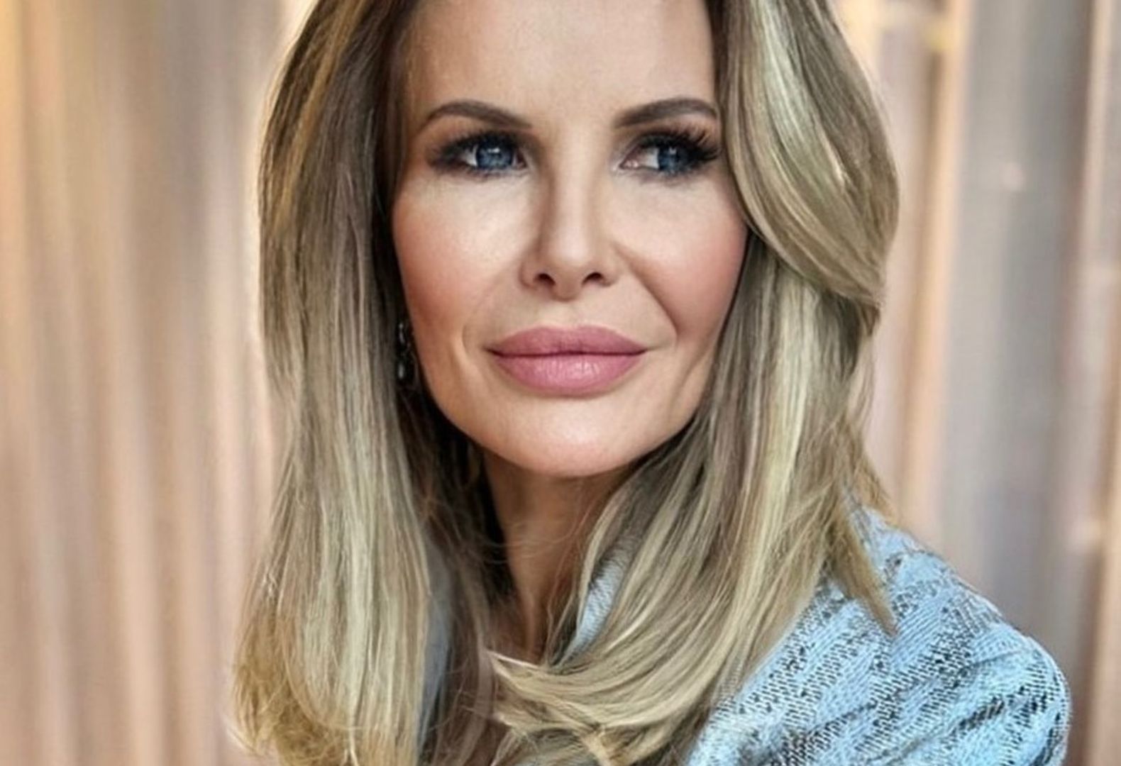 Joanna Racewicz w modnej stylizacji. Spójrzcie na jej sukienkę