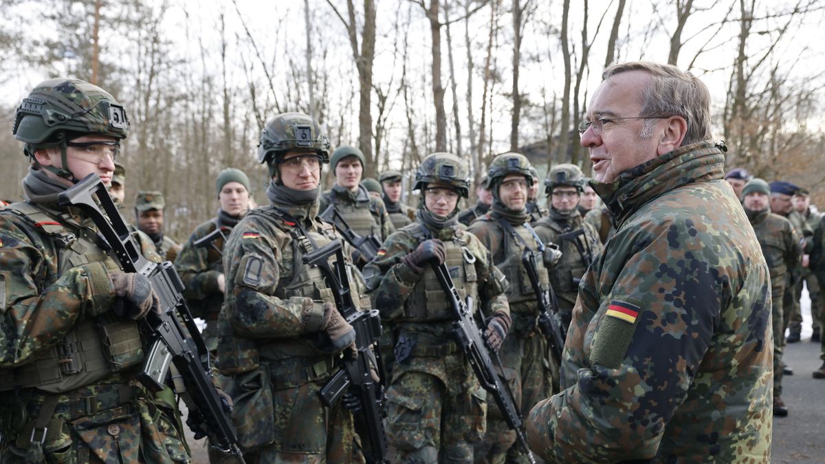 ROTH, GERMANY - FEBRUARY 03: German Defence Minister Boris Pistorius speaks German soldiers during a visit to the Luftwaffe officer training school on February 03, 2026 in Roth, Germany. Pistorius is seeking to modernize and expand Germany's military capability, both to fulfill Germany's obligations to NATO and to counter what the German government sees as a growing threat from Russia. (Photo by Alexandra Beier/Getty Images)