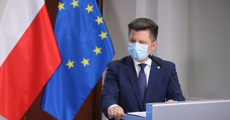 Obowiązkowe szczepienia na COVID? Dworczyk dał do zrozumienia