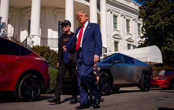 Elon Musk został bilionerem. Pomogli mu amerykańscy podatnicy