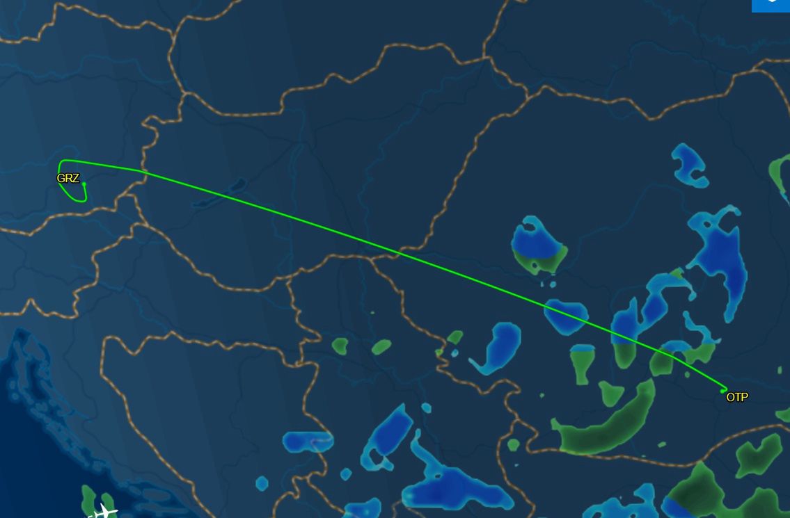 The airplane had to make an emergency landing in Graz.