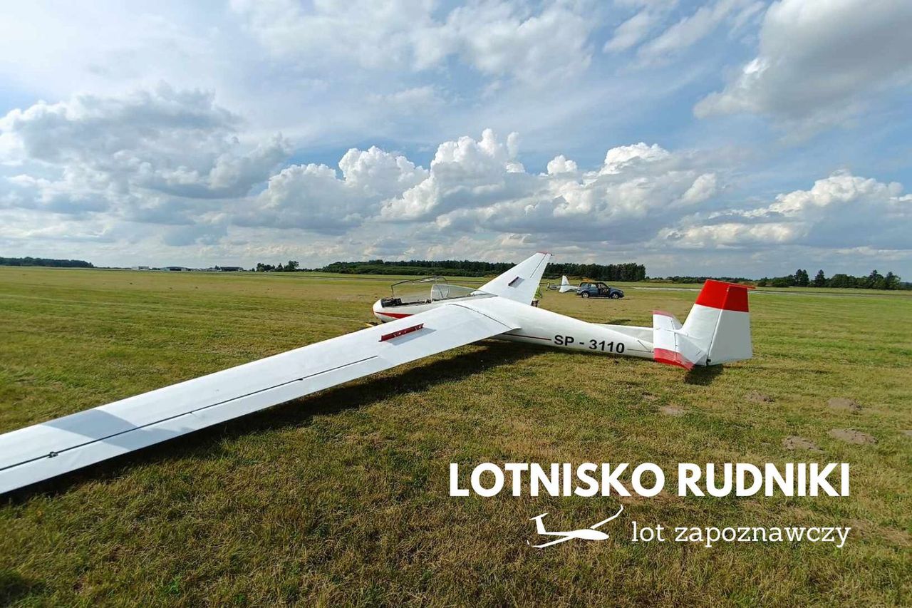 Lot szybowcem z lotniska Rudniki