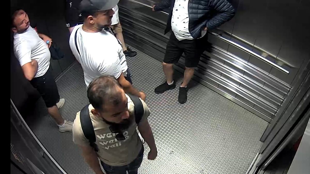Policja poszukuje mężczyzn ze zdjęcia do sprawy włamań
