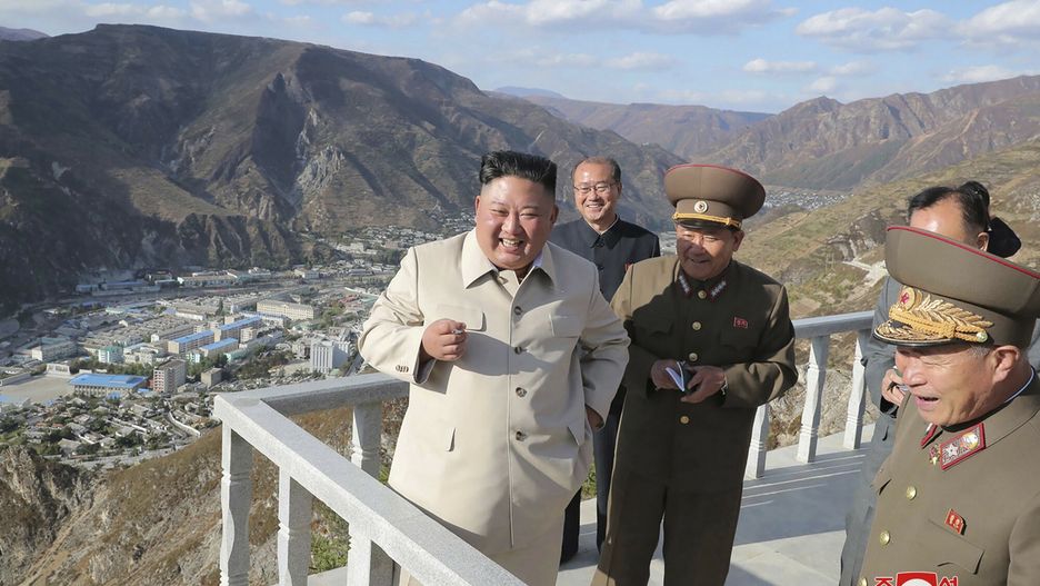Korea Północna. Kim Dzong Un z nową bronią? Media spekulują 