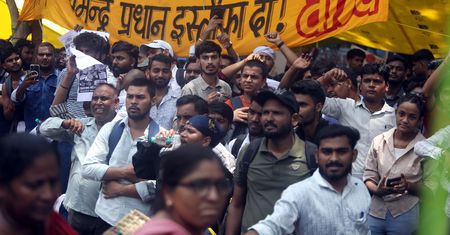 "Karaluchy" protestują w Indiach. Największe pikiety od lat. Władza ma problem