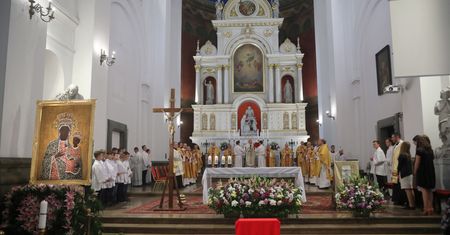 Lubelskie. Ksiądz podczas pogrzebu mówił o wyborach. Stanowisko w tej sprawie zajęła kuria