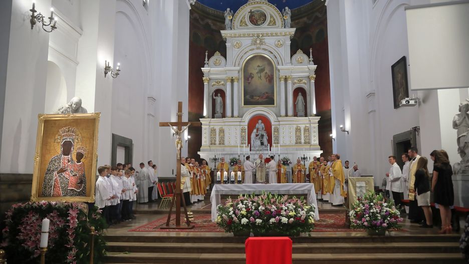 Lubelskie. Ksiądz podczas pogrzebu mówił o wyborach. Stanowisko w tej sprawie zajęła kuria