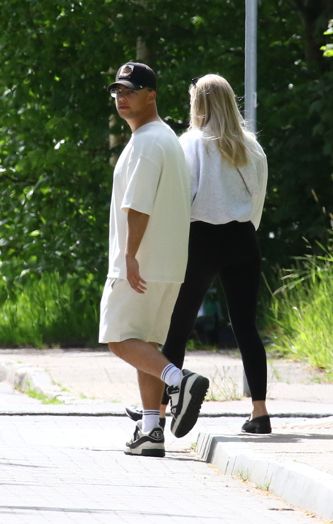 Allan Krupa z dziewczyną