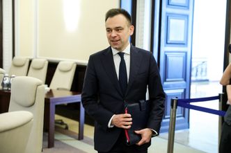 Minister finansów reaguje na decyzję prezydenta. "Teatr polityczny"