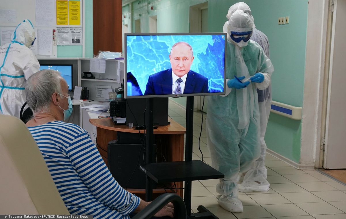 Koronawirus. Pacjenci szpitala oglądają przemówienie Władimira Putina (zdj. arch.) 