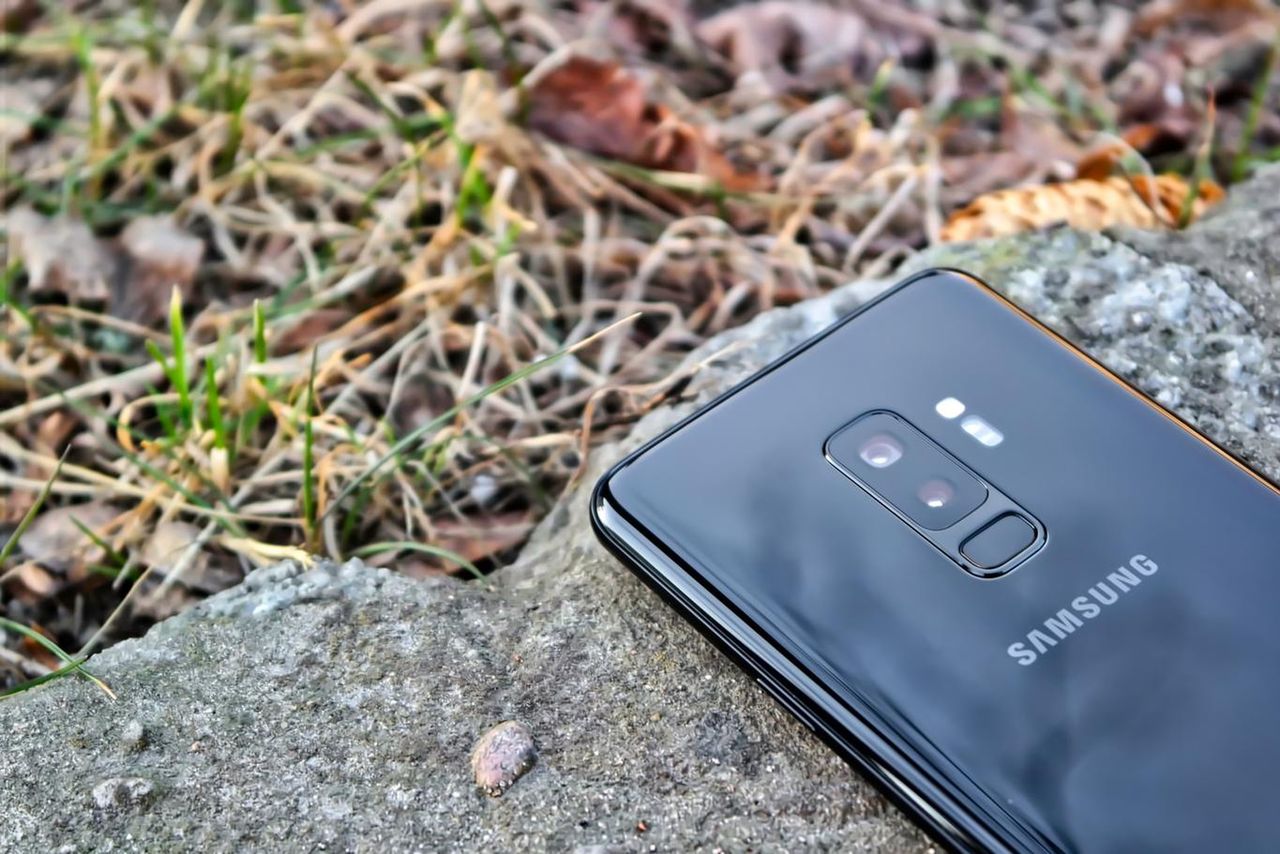 Samsung Galaxy S9 z trybem nocnym. Aktualizacja Androida poprawia aparat