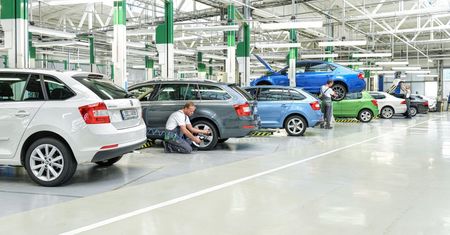 Czy warto jechać do ASO w innym województwie? Różnica to nawet kilkaset złotych