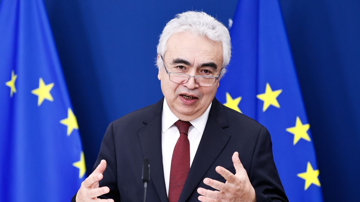 Fatih Birol, executive director of the International Energy Agency (IEA), during a news conference in Brussels, Belgium, on Wednesday, Dec. 3, 2025. The European Union has reached a deal to phase out Russian gas faster than originally planned, a move that aims to finally sever ties between the bloc and its once-primary energy supplier. Photographer: Simon Wohlfahrt/Bloomberg via Getty Images