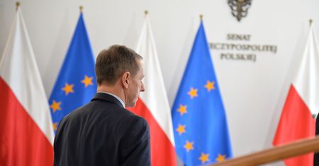 360 tys. zł do wydania. Senat szuka firmy cateringowej