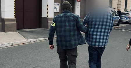 Przełom po 15 latach. Zatrzymano sprawcę napadu na bank