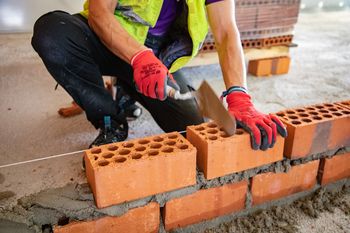 Wiosenne ożywienie na budowach. Najnowsze dane GUS