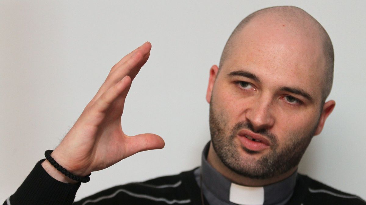 Egzorcysta Micha� Olszewski
Krak�w, 26.04.2013   Egzorcysta diecezji kieleckiej ks. Micha� Olszewski  podczas konferencji prasowej Polskiej Prowincji Zakonu Pijar�w w Krakowie, 26 bm.  jb/soa   PAP Jacek Bednarczyk
Jacek Bednarczyk
egzorcysta, egzorcyzm, konferencja prasowa, ksi�dz, Micha� Olszewski, pijar, polska prowincja zakonu pijar�w, portret