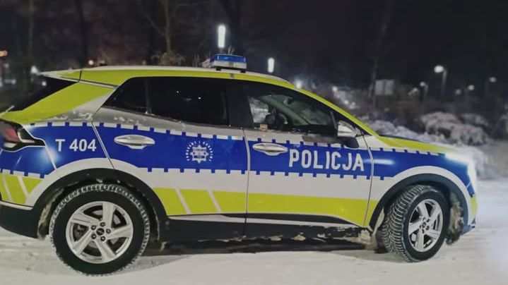 Policja w Ełku zabezpieczyła fragmenty balonu meteorologicznego